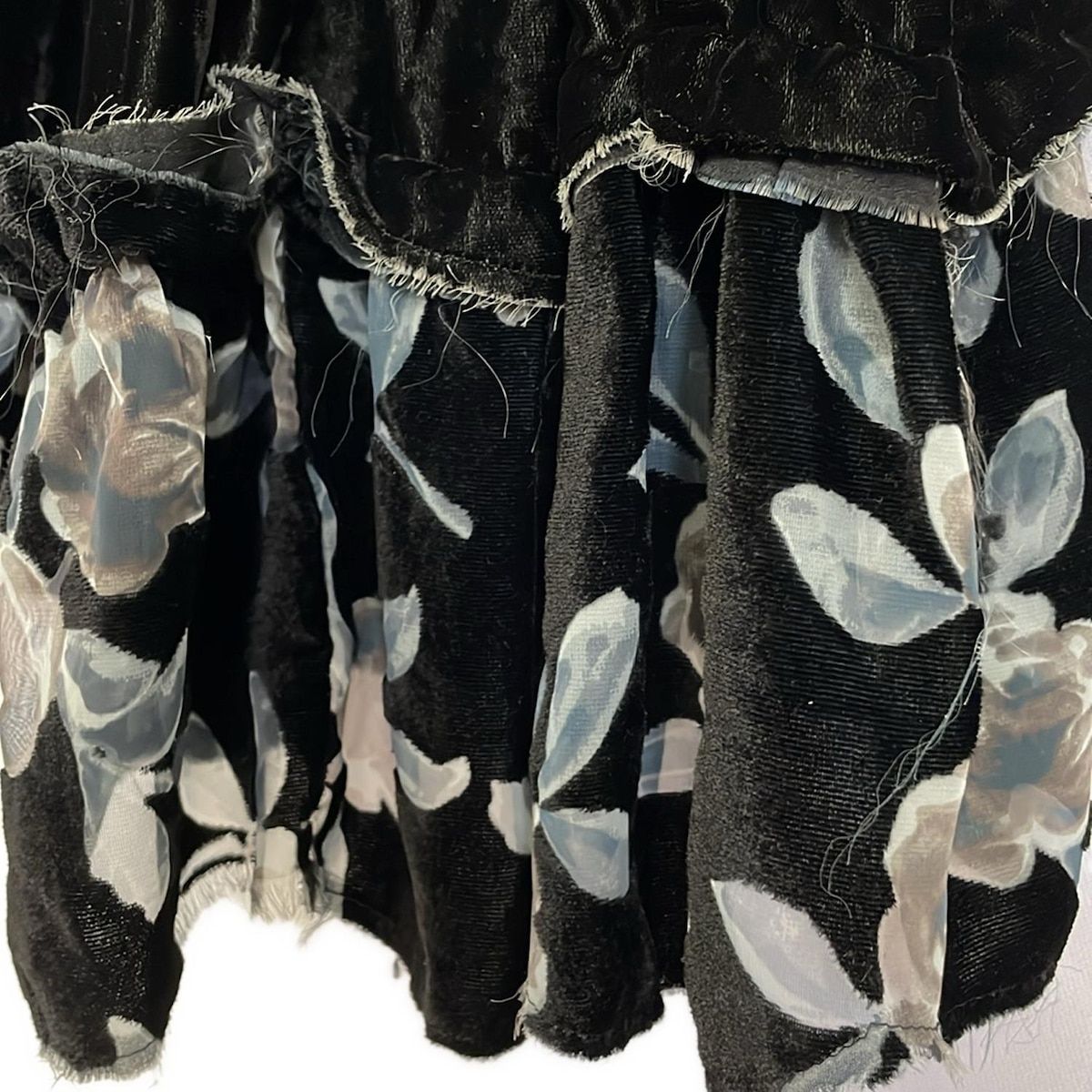 黒×ダークグリーン×マルチ