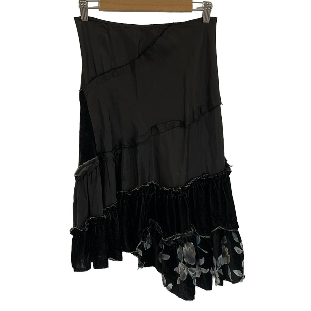 tricot COMMEdesGARCONS トリココムデギャルソン スカート サイズM レディース - 黒×ダークグリーン×マルチ ひざ丈 花柄