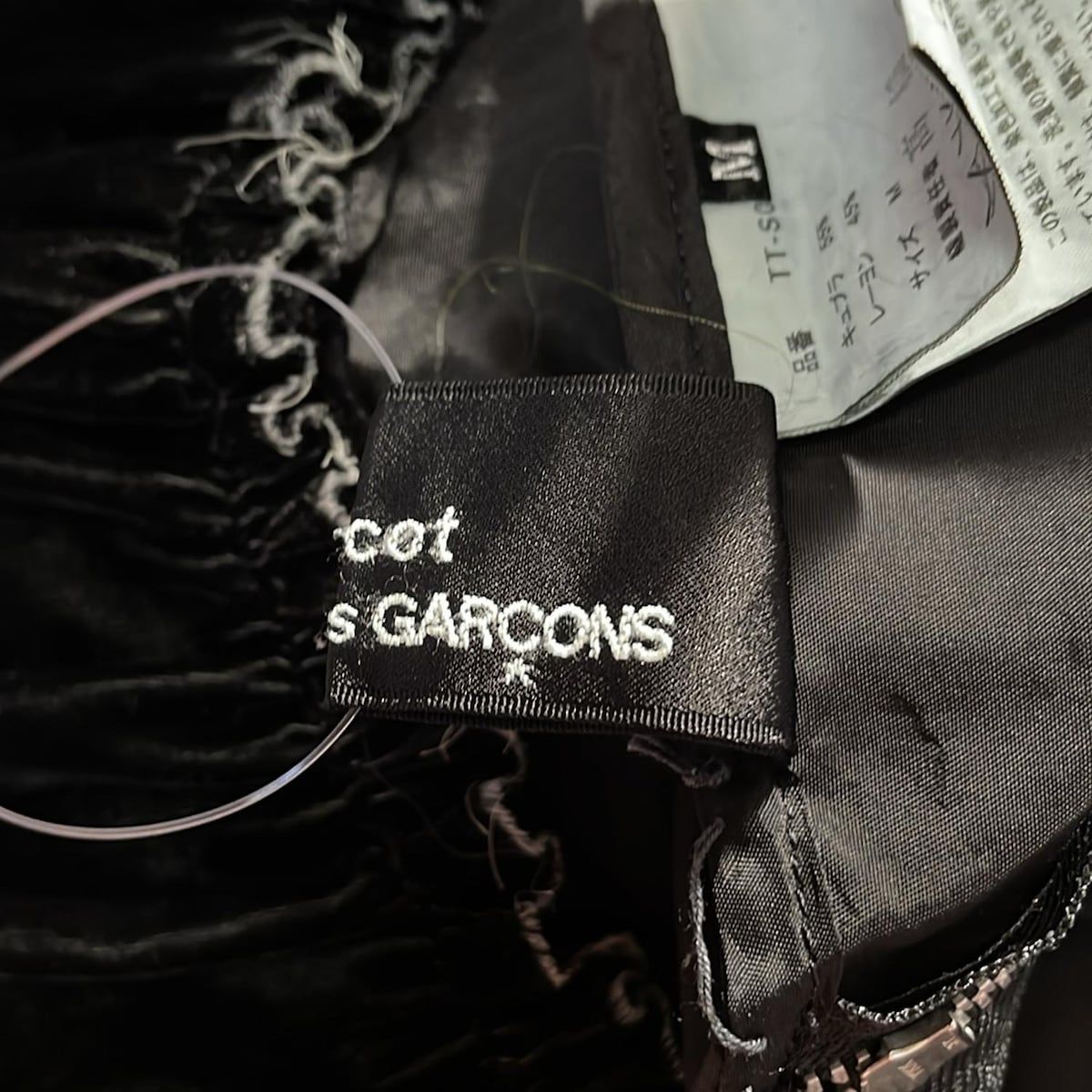 COMMEdesGARCONS