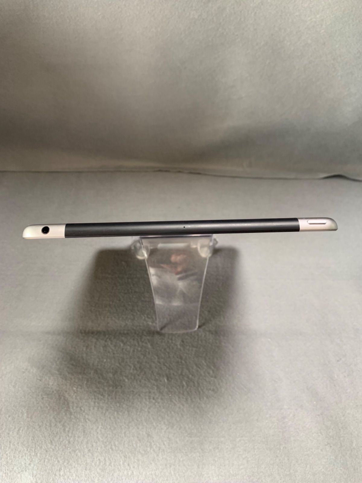  SIMフリー iPad 第5世代 Wi Fi Cellularモデル 128 GB スペースグレー色 iPad本体 タブレット