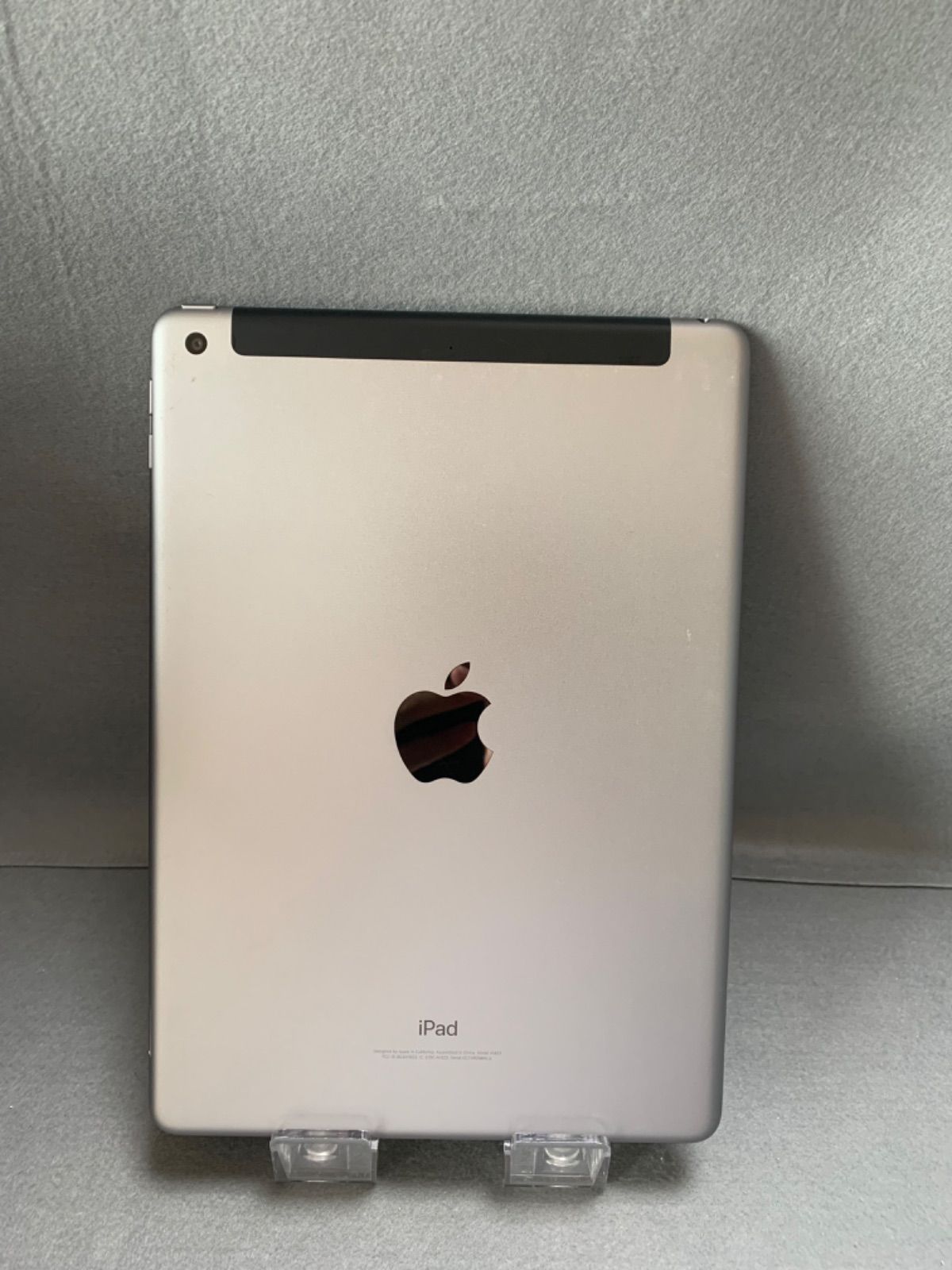 SIMフリー iPad 第5世代 Wi-Fi Cellularモデル 128GB スペースグレー色