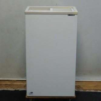 2015年製 サンデン 冷凍 ストッカー 46L W49D31H86cm PF-057XF 25kg 冷凍庫 アイス フリーザー