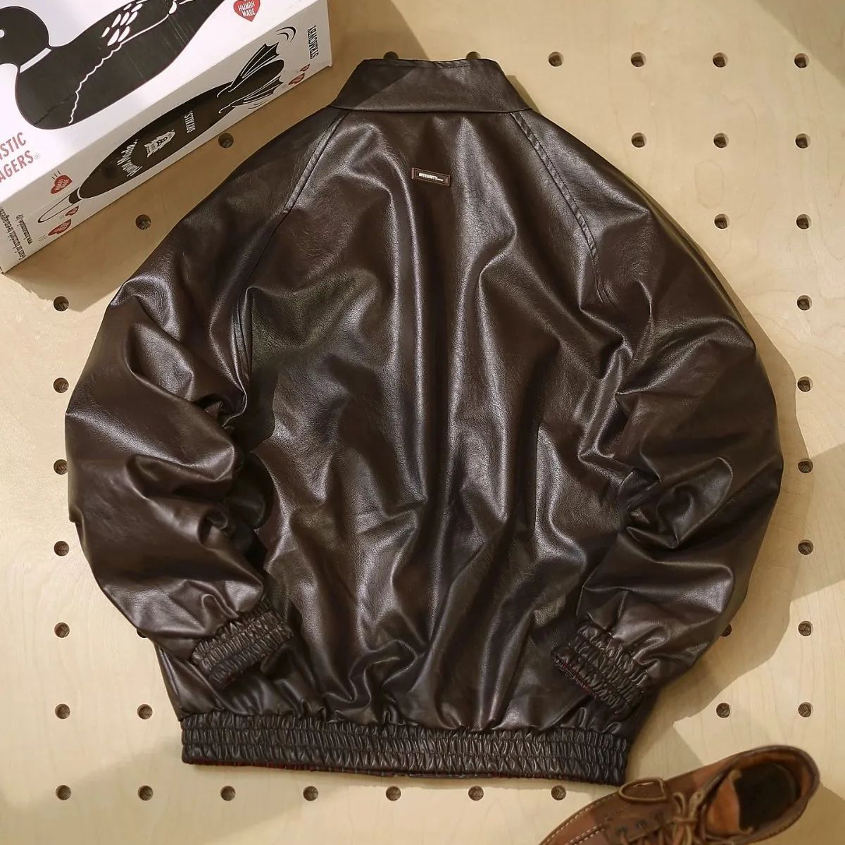 フェイクレザー