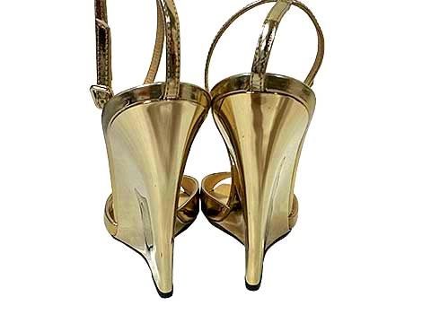 ウエッジサンダル