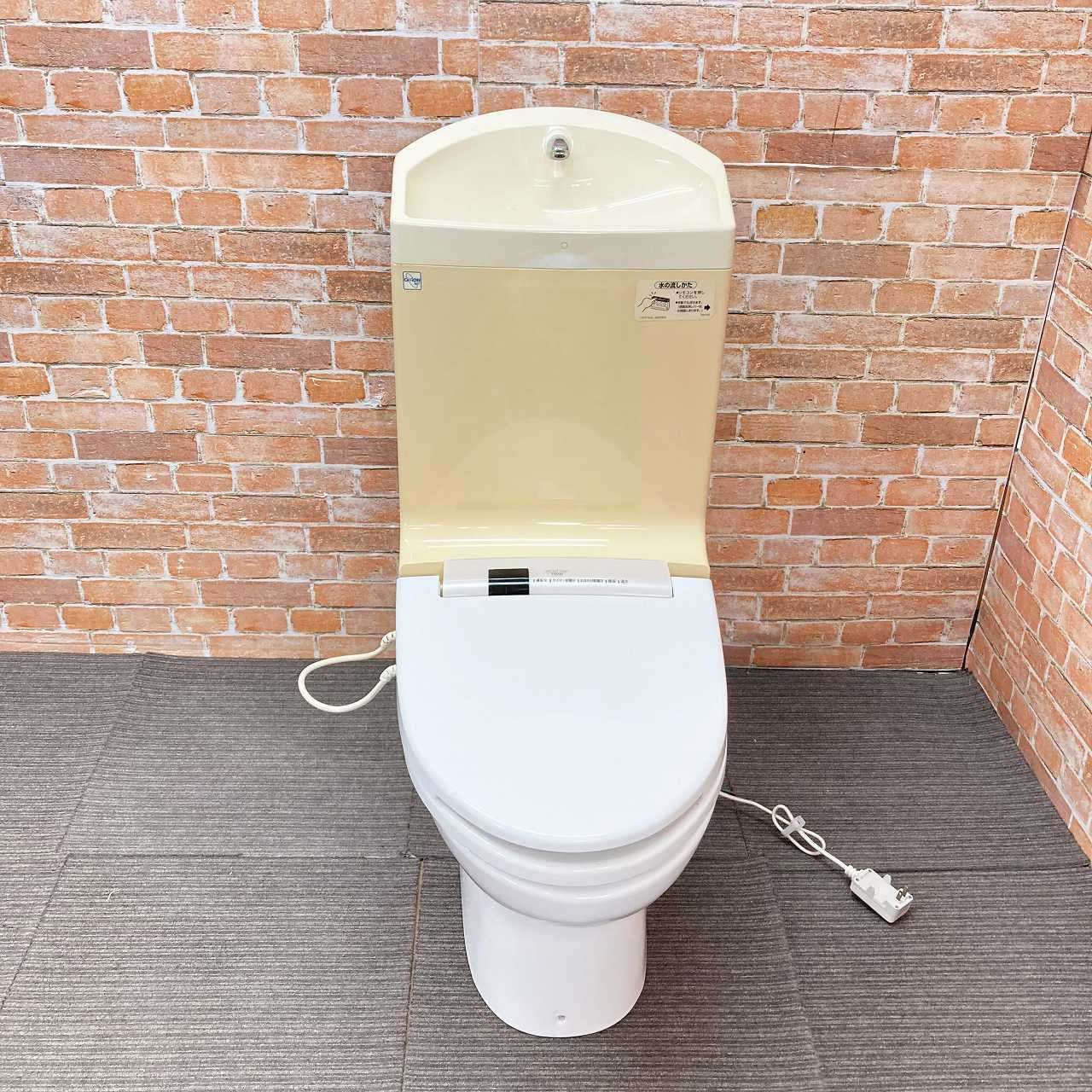 品 ジャンク扱い TOTO トイレ洋式便器 床下排水 CS978B とウォシュレット一体型タンク TCF9051LE N11 ペールホワイト 57J