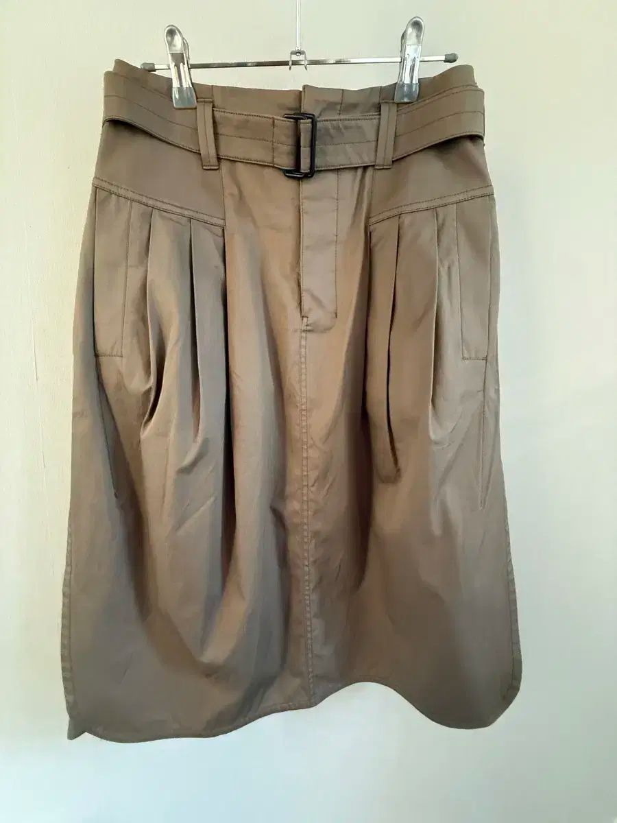 ルメール プリーツ ベルト スカート