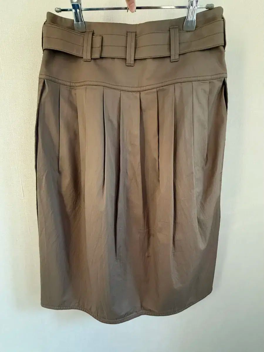 ルメール プリーツ ベルト スカート