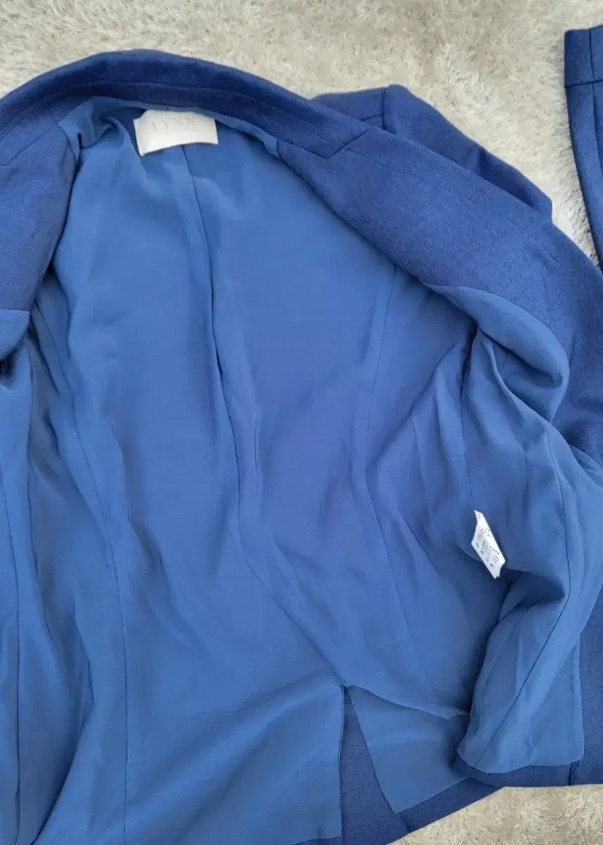 LYNN レディーススーツ セットアップ - サイズ85