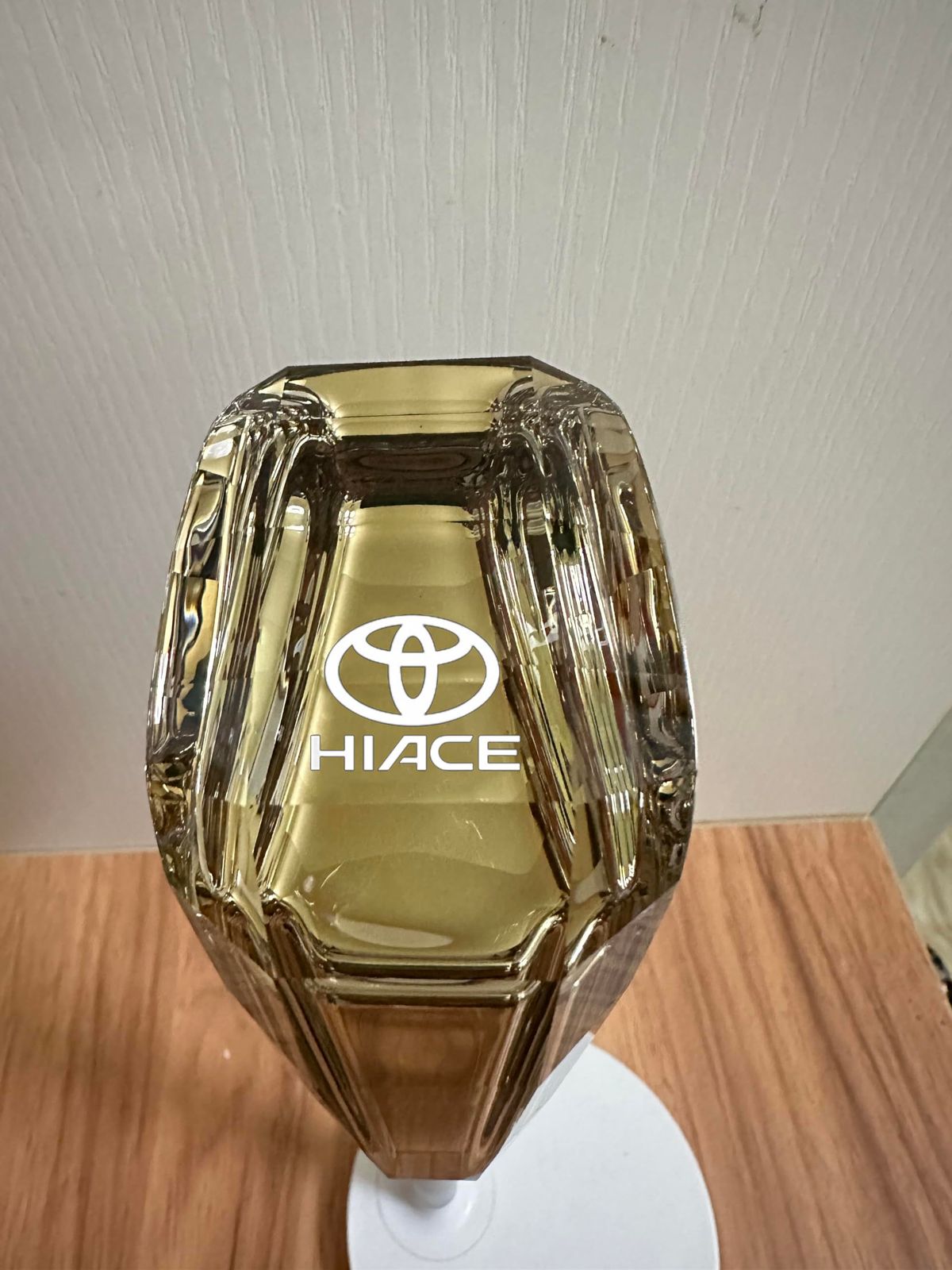 ククリスタル ハイエース HIACE 2004-2025 シフトギアクリスタル アップグレード LED イルミネーション タッチセンサー 7色 点灯 ギアスティックシフトノブ ギアノブ カーシフターヘッド シフトノブ カバー M8 汎用 エッジプレート