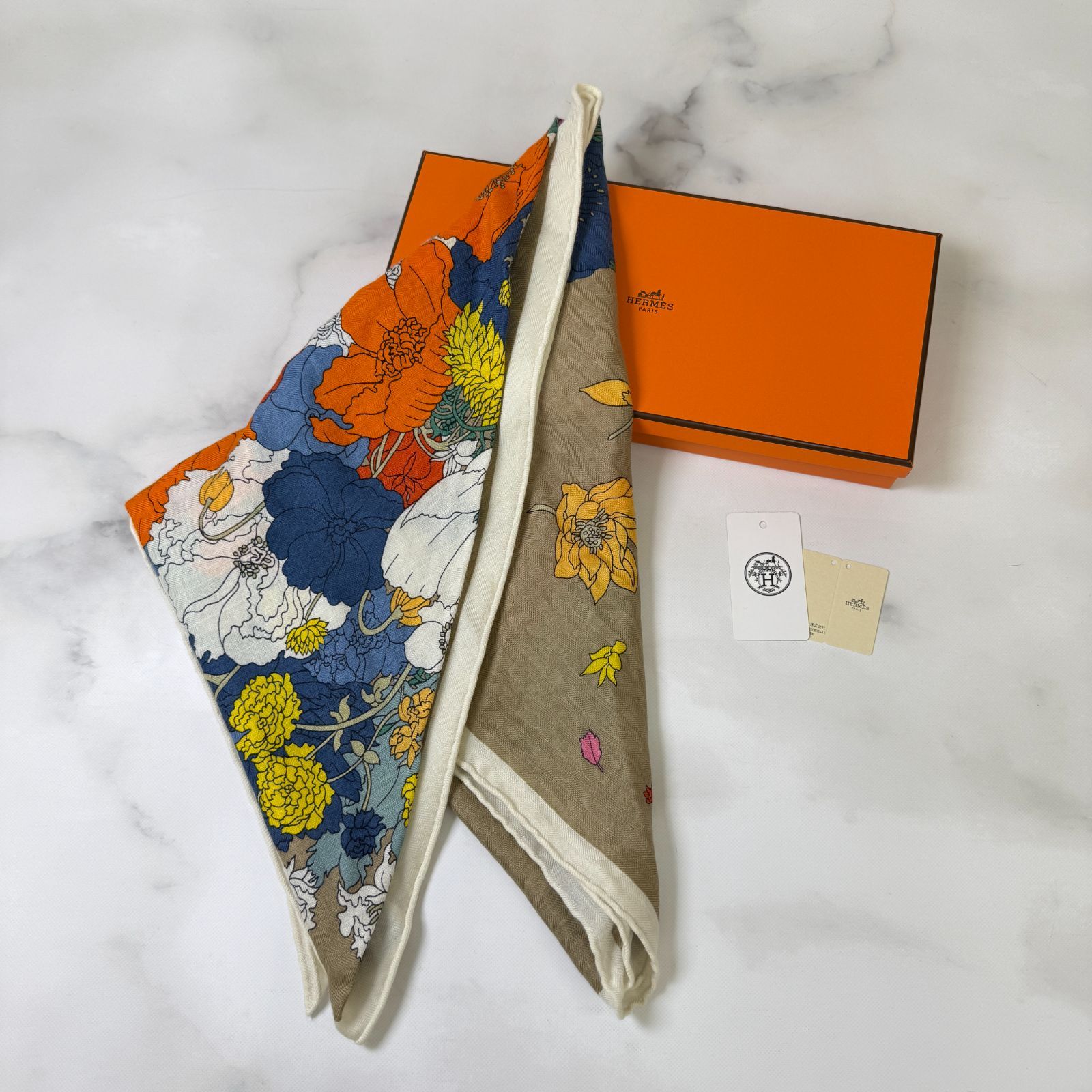 エルメス　トライアングルジェアン　カシシル　ローブレジェール　新品未使用　馬 鑑定済み 】エルメス トライアングル ジェアン《 ローブ・レジェール