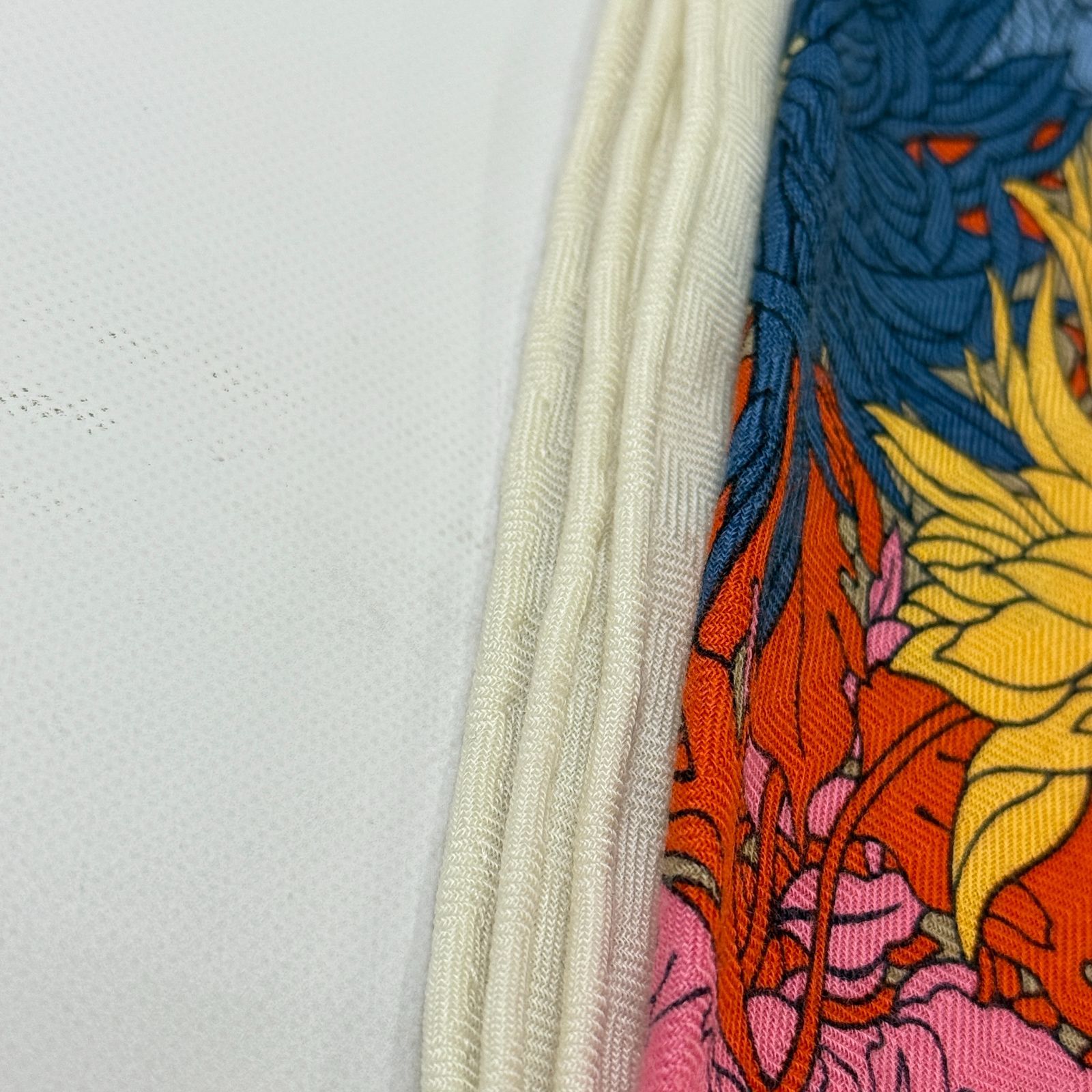 鑑定済み 】エルメス トライアングル ジェアン《 ローブ・レジェール