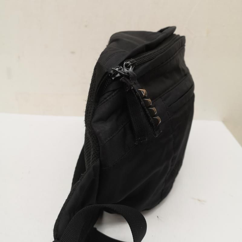 ヒステリックグラマー　ワンショルダーバッグ　ボディバッグ ヒステリックグラマー ワンショルダーバッグ ボディ バッグ スタッズ