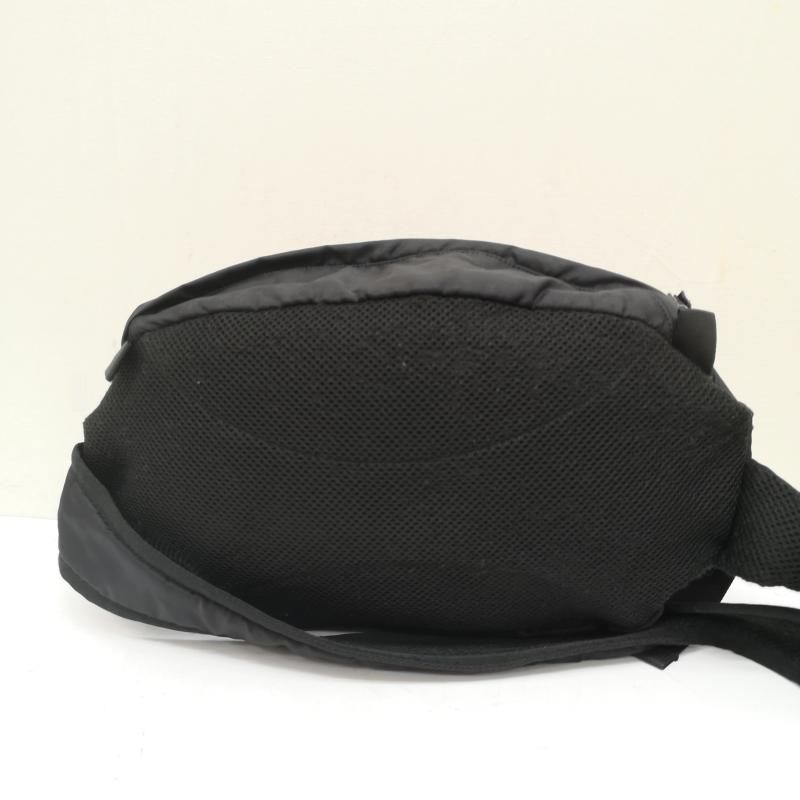 ヒステリックグラマー　ワンショルダーバッグ　ボディバッグ ヒステリックグラマー ワンショルダーバッグ ボディ バッグ スタッズ