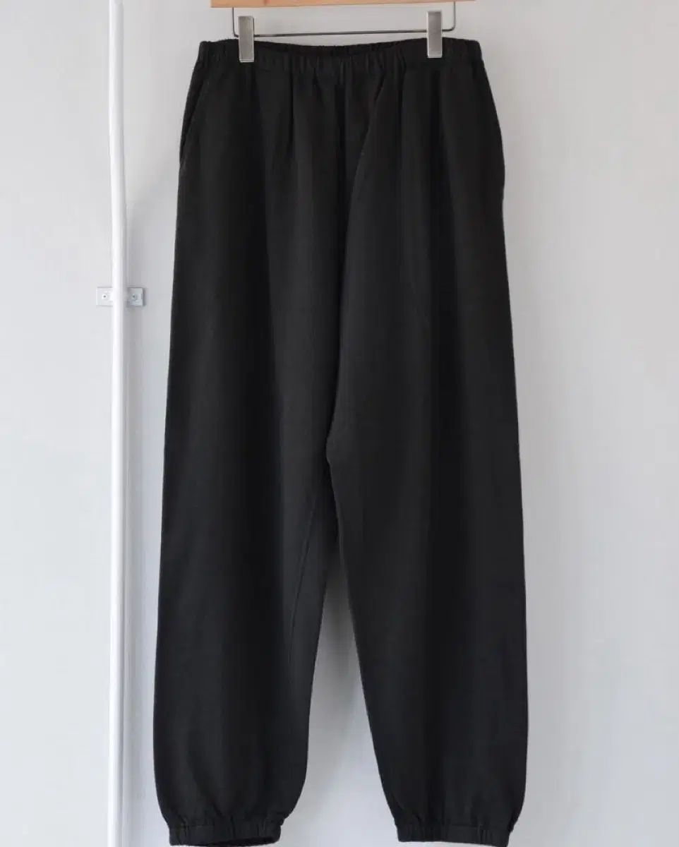 コモリ 24SS 製品染め ウラケパンツ