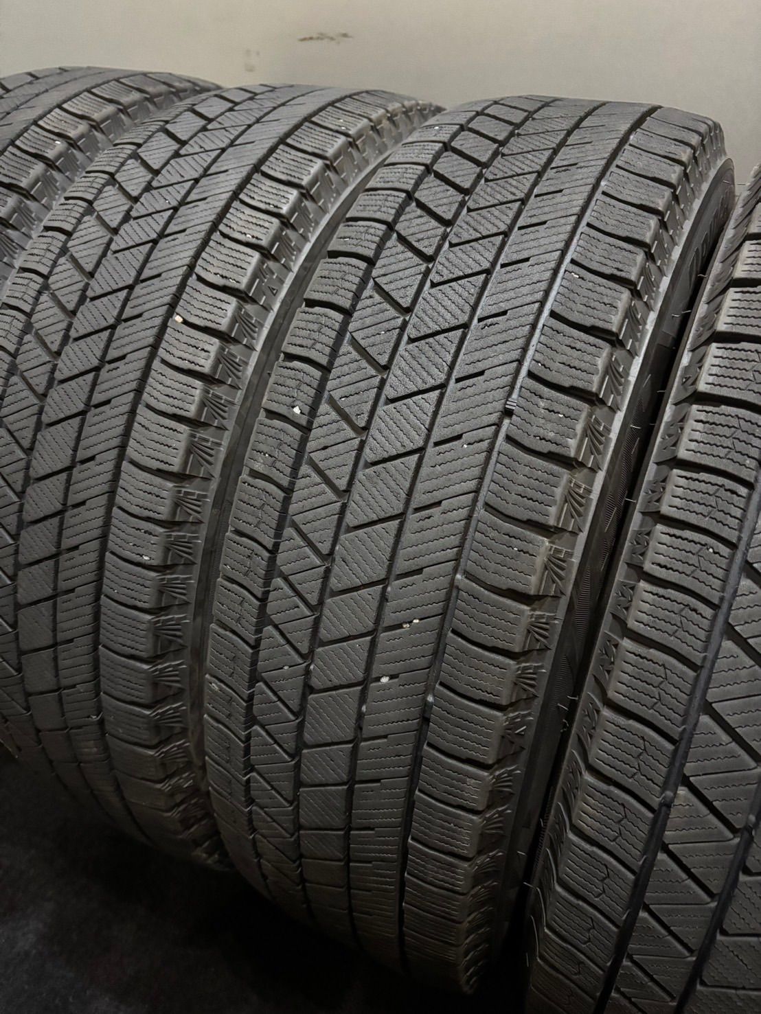 175 65 R 15 VRX 3 22年製 スタッドレス 4本 ブリヂストン ブリザック アクア ヤリス フィット K 495