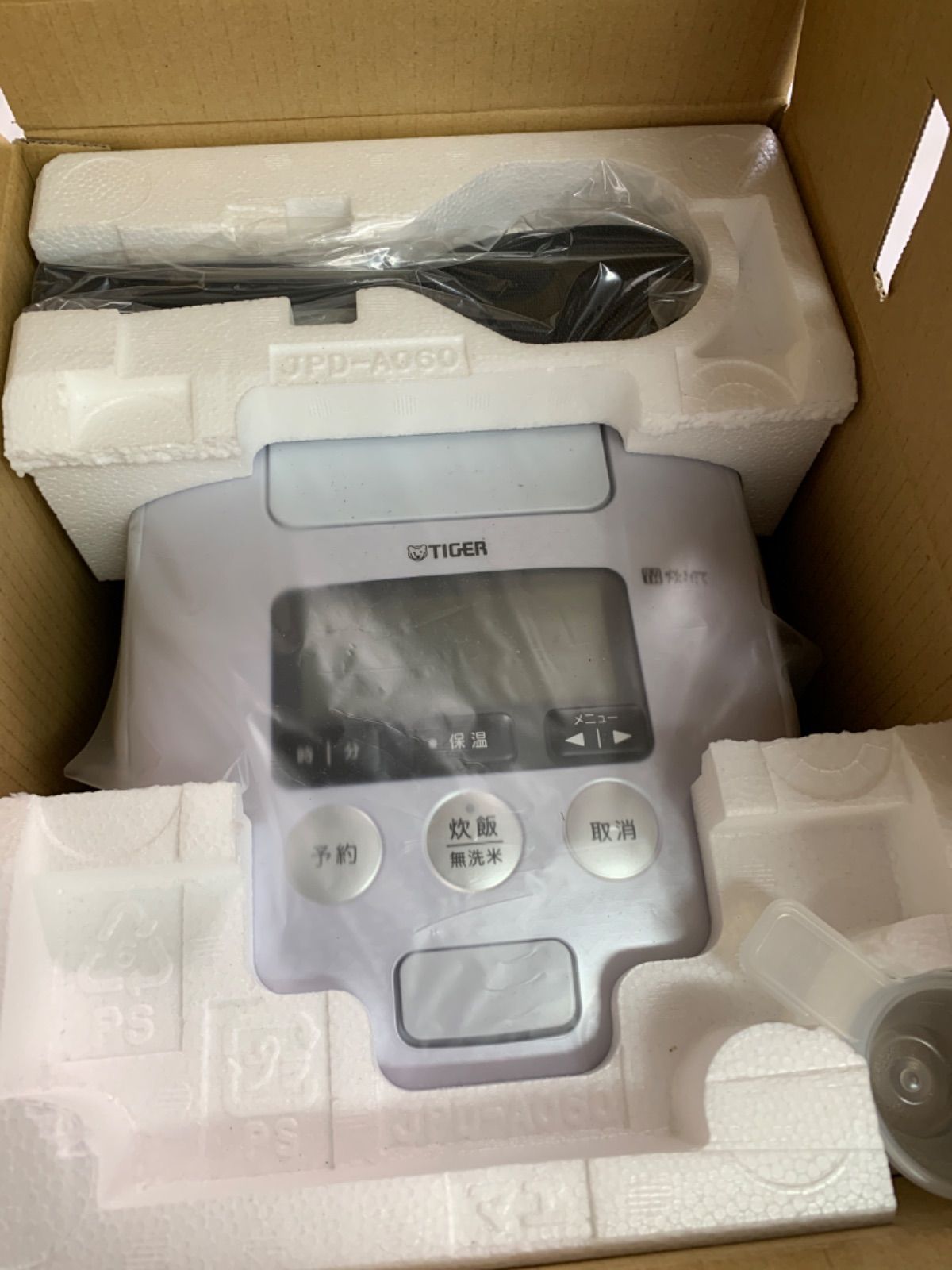 TIGER 圧力IHジャー炊飯器 JPD A 060 WE アーバンホワイト