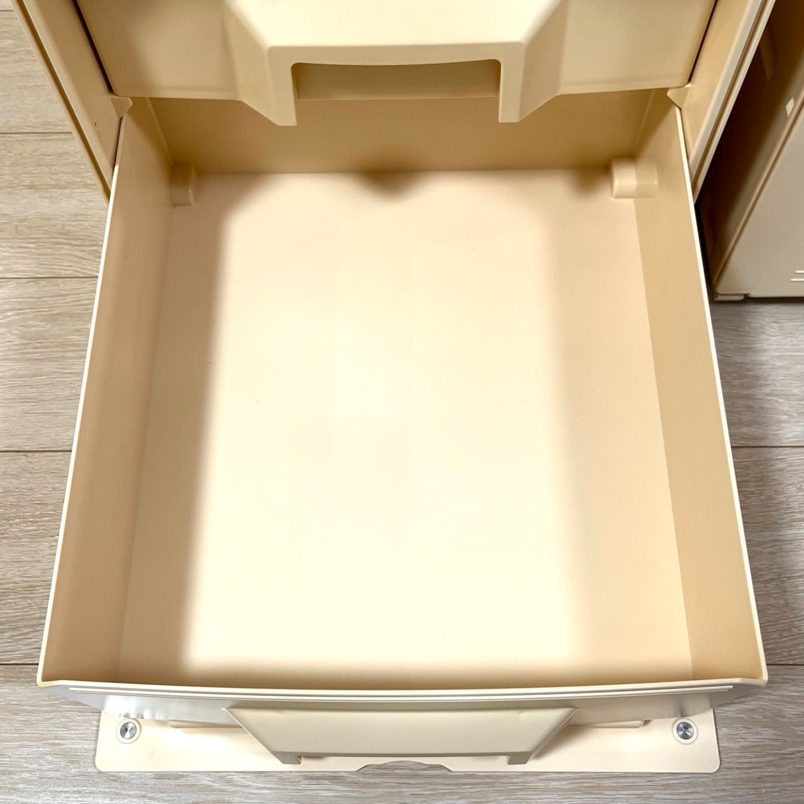 引き出し Tupperware