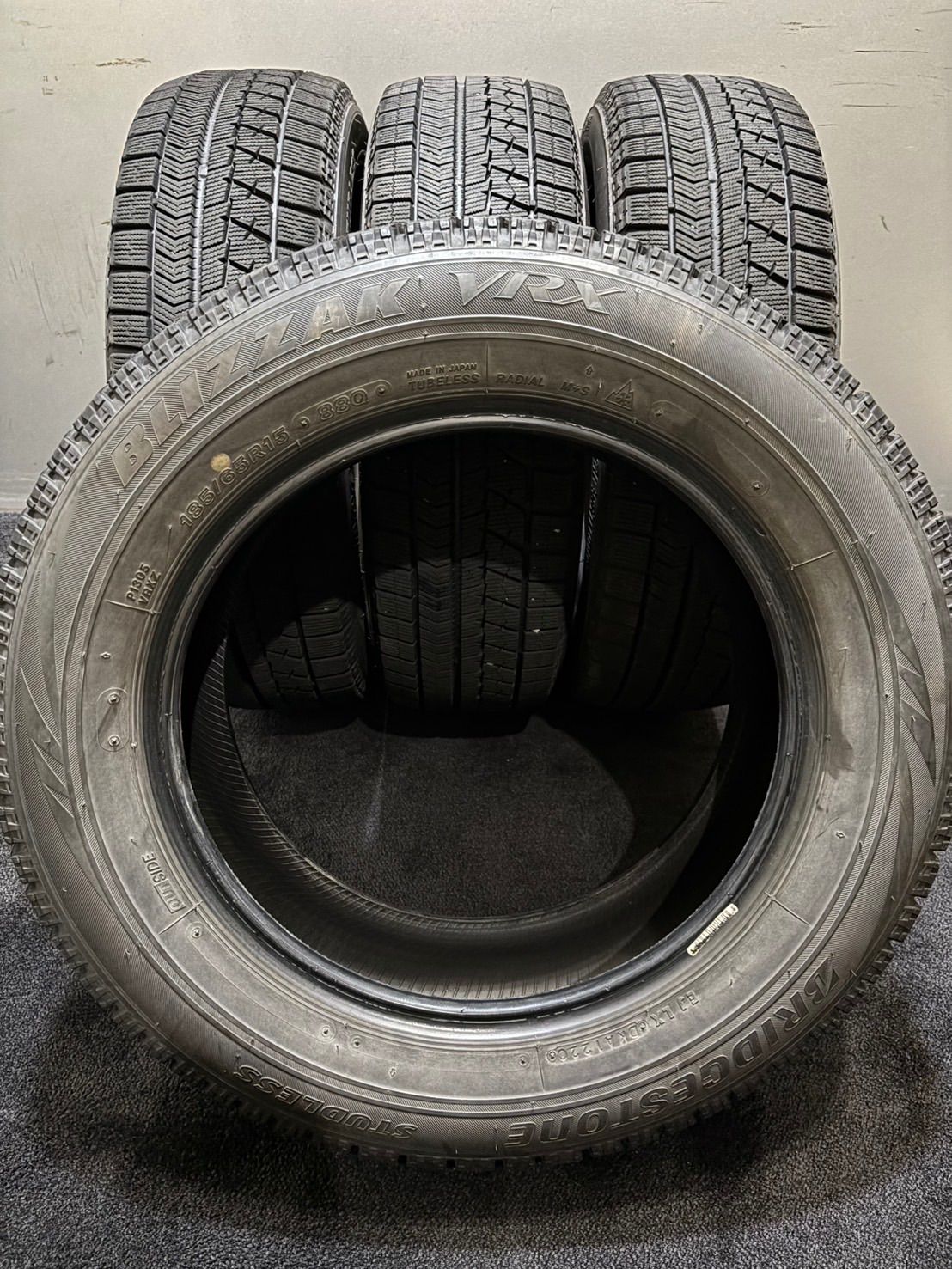 20年製 スタッドレス