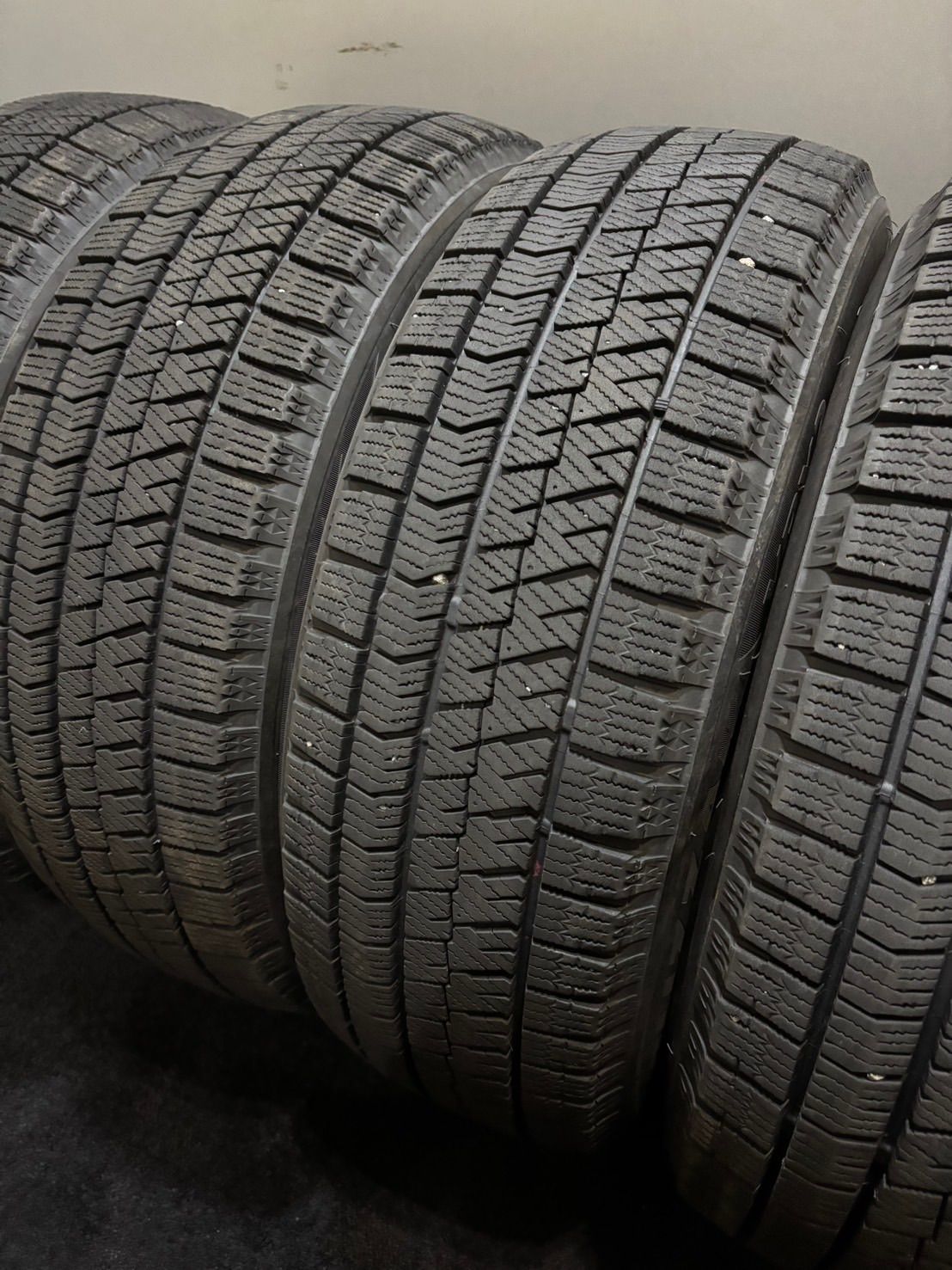 185 60 R 15 VRX 2 21年製 スタッドレス 4本 ブリヂストン ブリザック アクア ヤリス シエンタ 3 K 497