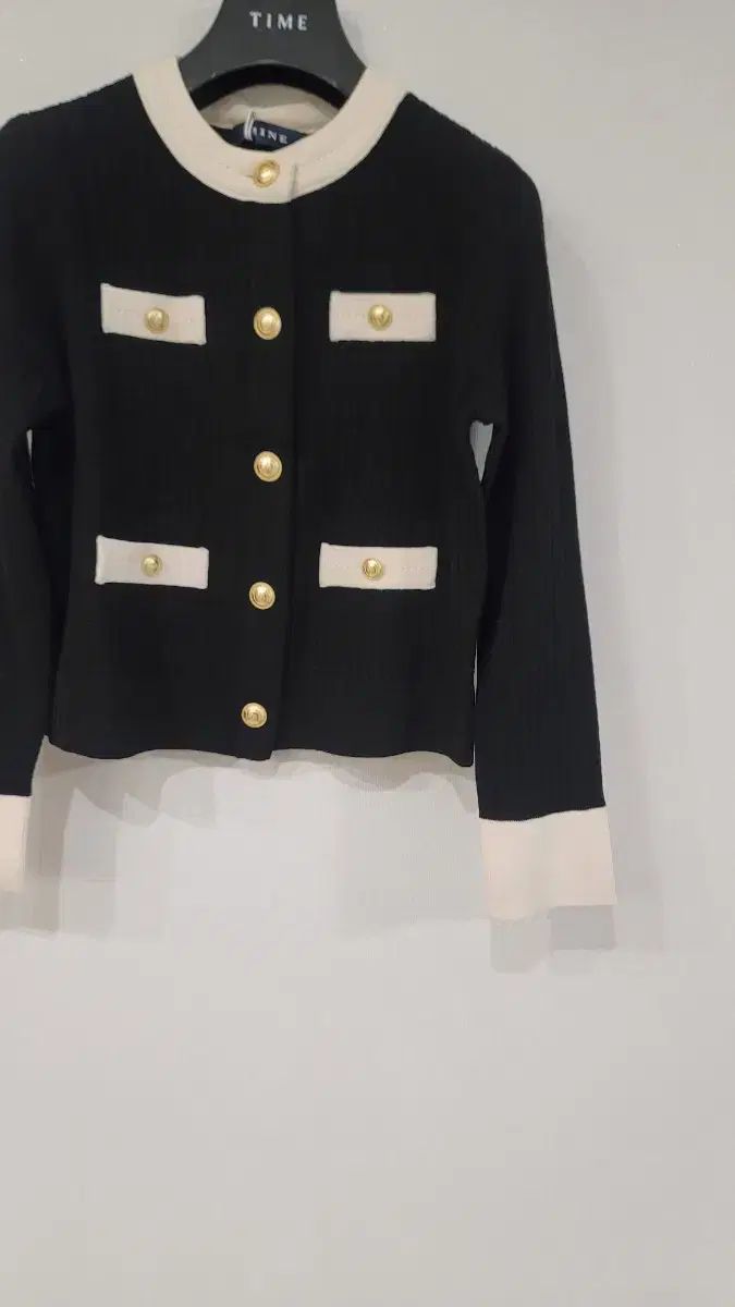 バイ カーディガン