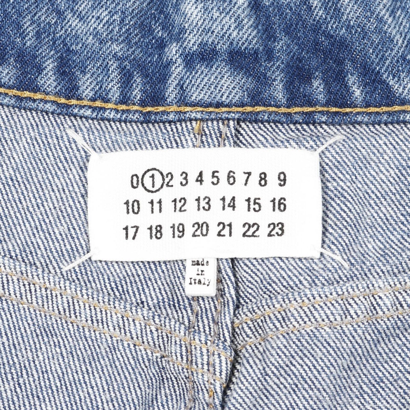 スラッシュディテール デニムパンツ