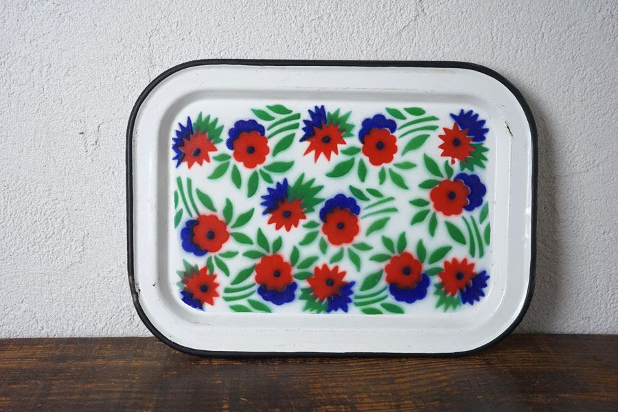 ホーロ―のトレー 33×23.5×1.5cm