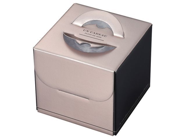 未使用 サントリー ウイスキー 響 2000 ミレニアム 記念ボトル 空瓶 未使用 サントリー ウイスキー 響 2000 ミレニアム 記念ボトル 空瓶