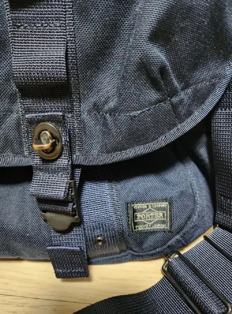 吉田ポーター pals ショルダーバッグ