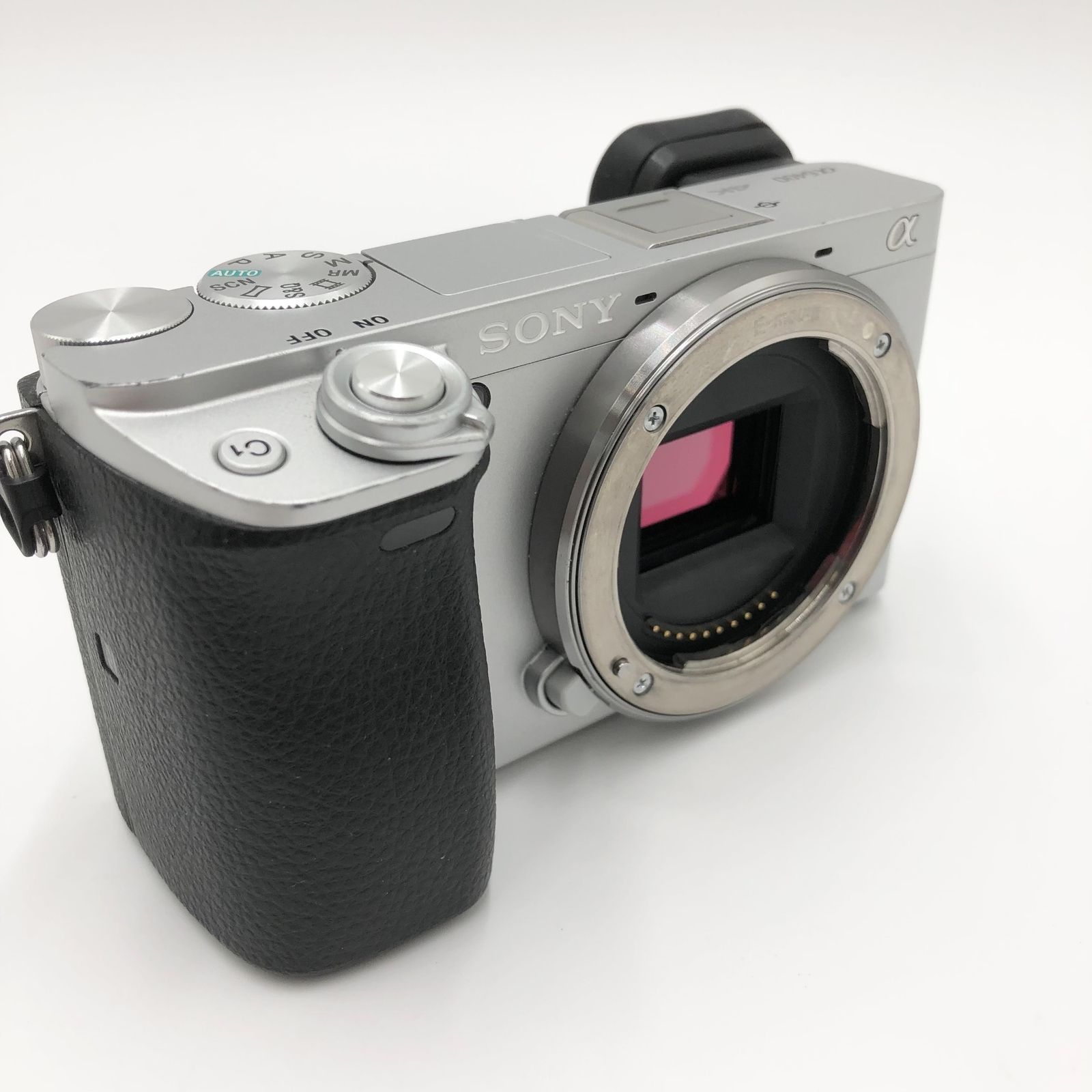 ミラーレス一眼カメラ