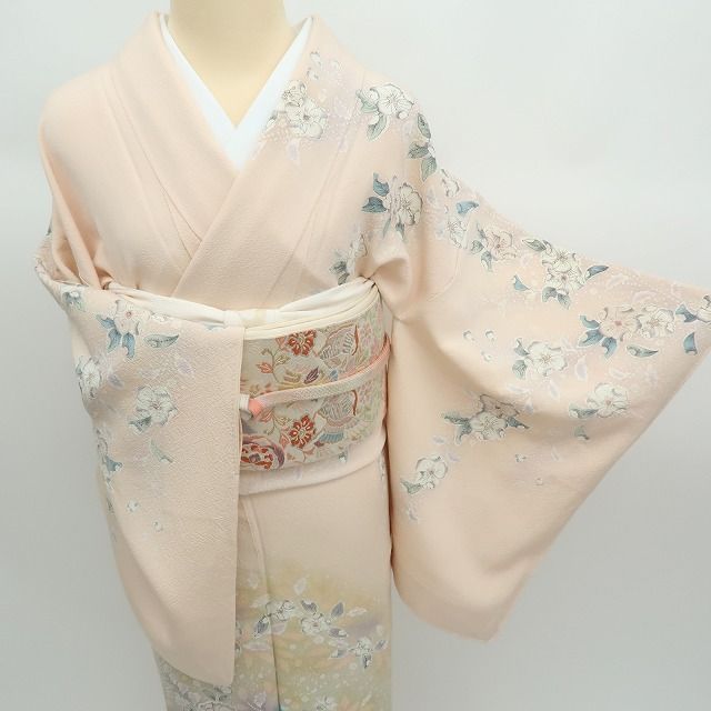 配送商品は通常配送無料。 ✾まめ藤✾ｍ2327 正絹 作家物落款 辻が花 絞り 手縫い仕立て 訪問着