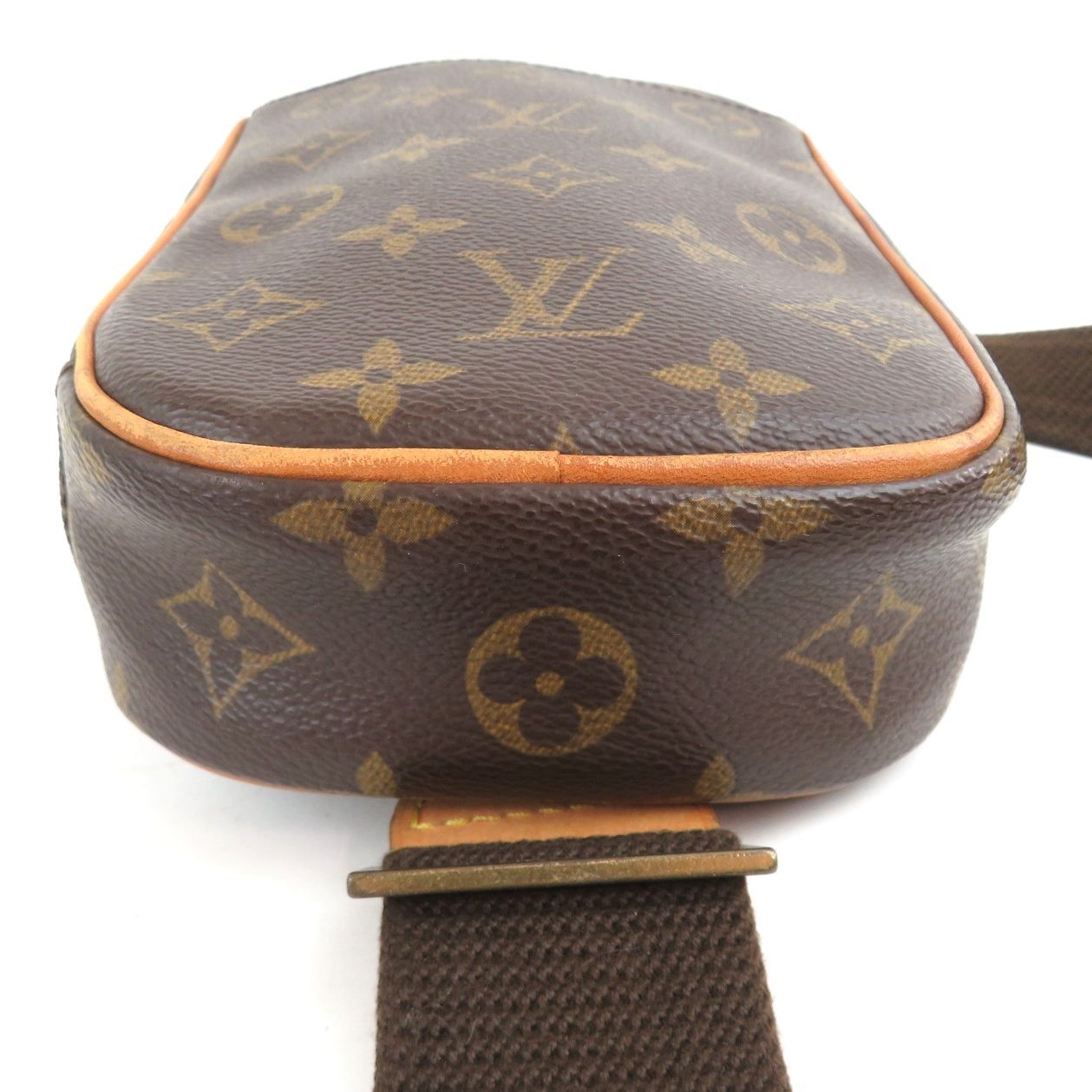 LOUIS VUITTON ルイヴィトン ポシェットガンジュ モノグラム PVCx