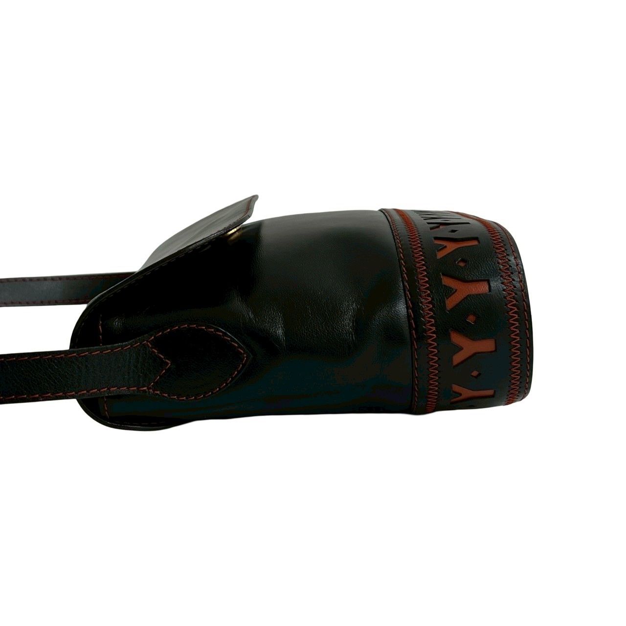 本革 ショルダーバッグ