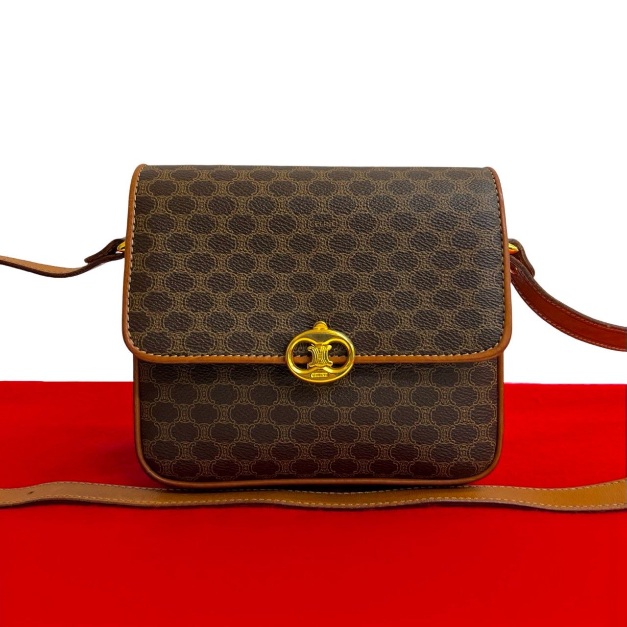 CELINE セリーヌ ヴィンテージ マカダム 柄 トリオンフ ロゴ 金具 レザー 本革 ショルダーバッグ ポシェット ブラウン 38574