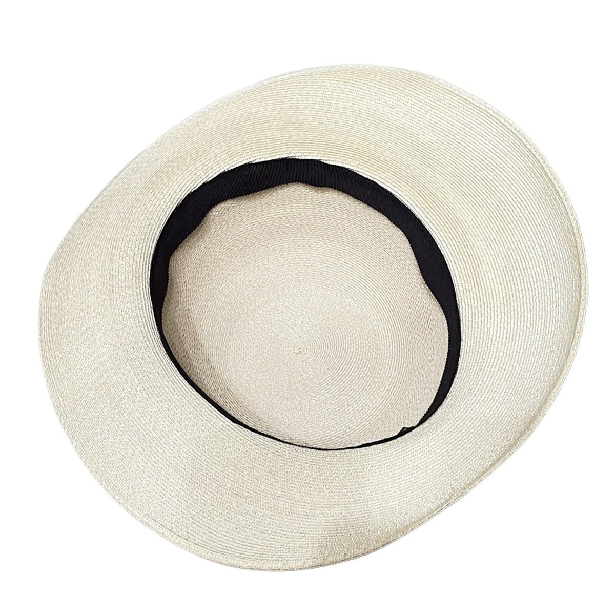 アイボリー×ベージュ