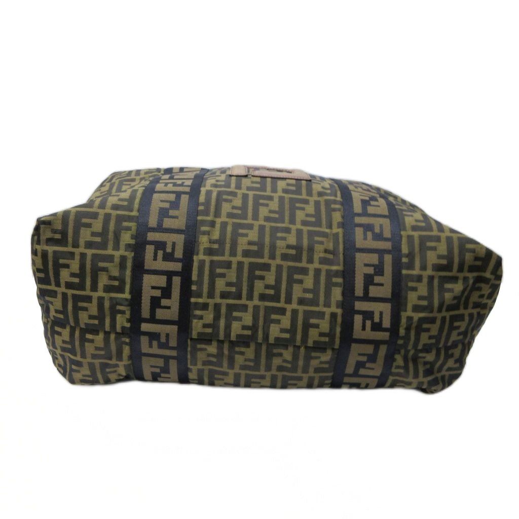 レザー トラベル