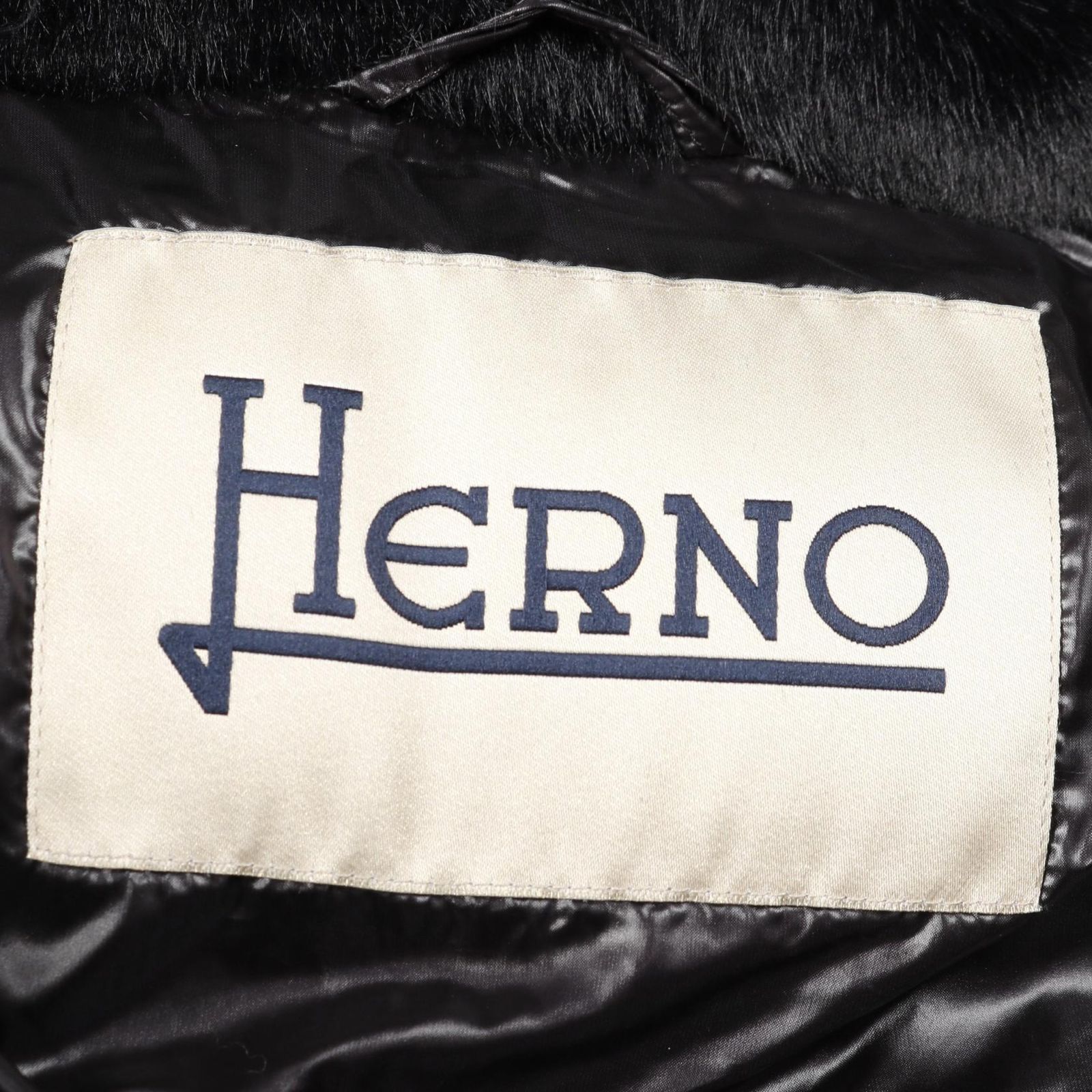 ヘルノ エコファー