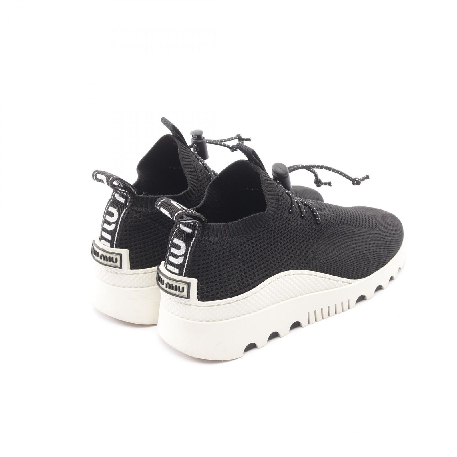 メッシュスニーカー