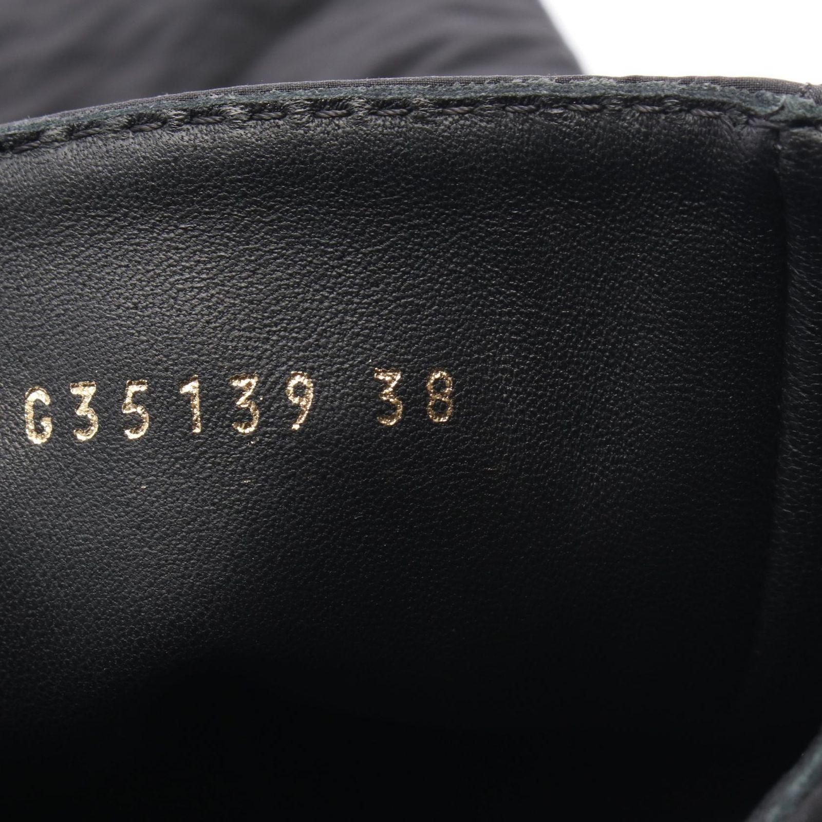 パテントレザー