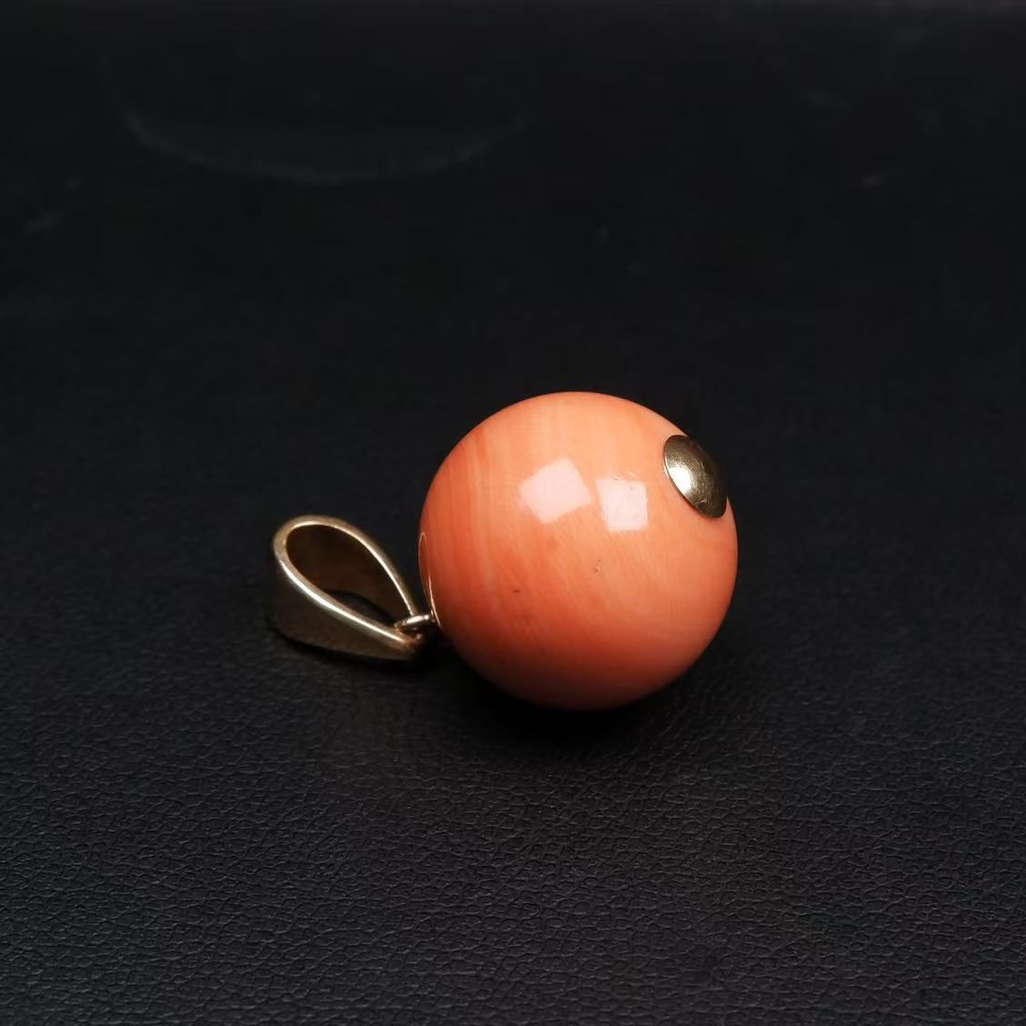 K 18 サンゴ ペンダント -X 10704