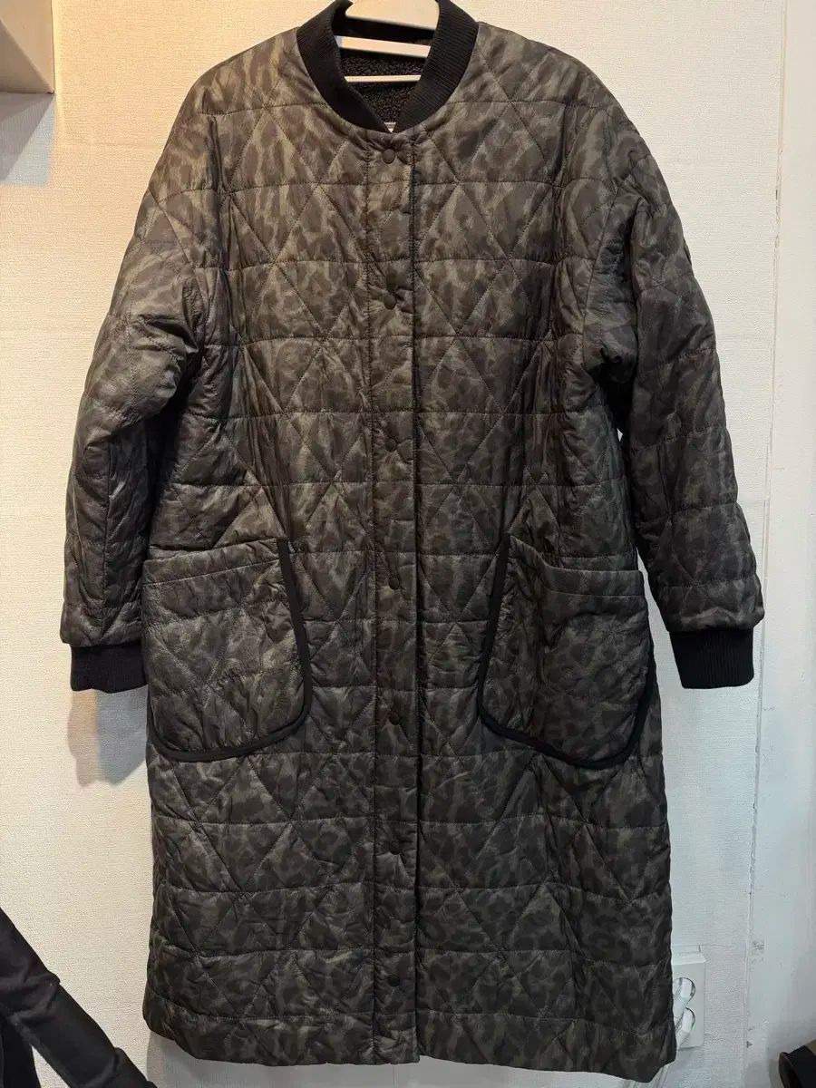 カーキ キルティング アウター ダウン 季節の変わり目 アウター ロングスポーツ