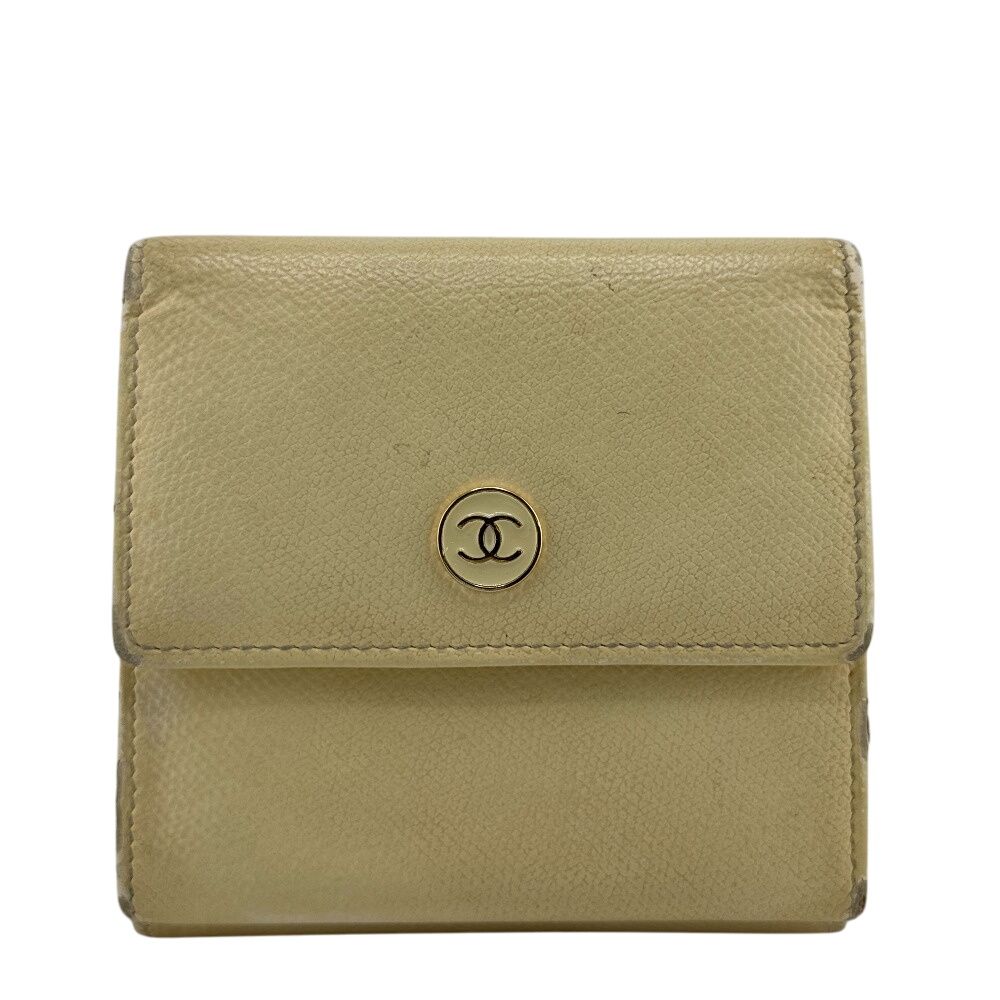 CHANELシャネル コンパクトウォレット ココボタン 三つ折り財布 財布 ウォレット ブランド 小銭入れ 札 イエロー レディース