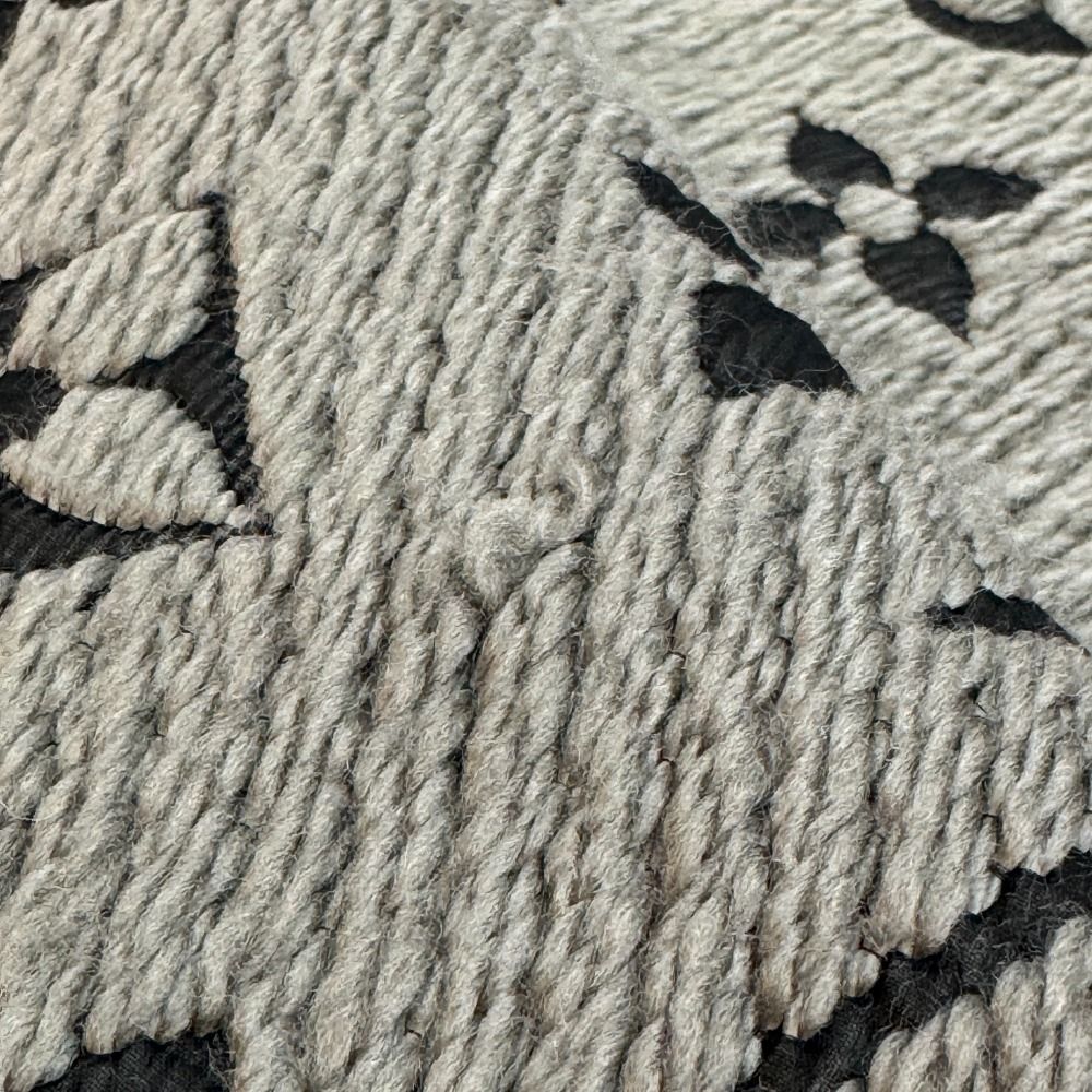 エシャルプ ロゴマニア