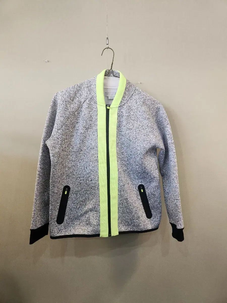 ステラマッカートニーキッズ 12y グレー ネオン LINE ジップアップ ジャケット