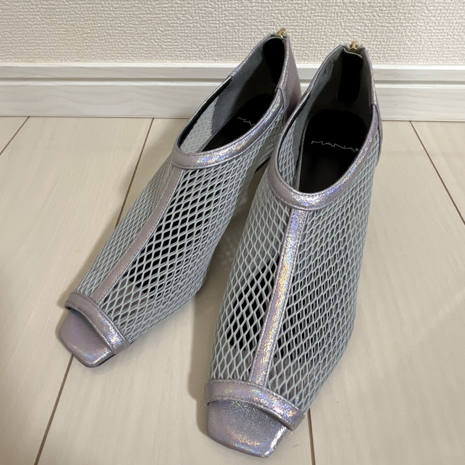 MANA マナ メッシュ ブーティー パンプス ワイドカット オープントゥ ミドルヒール 靴 オーロラ かわいい 大きめ 夏 バカンス 旅行 廃盤 人気 売り切れ