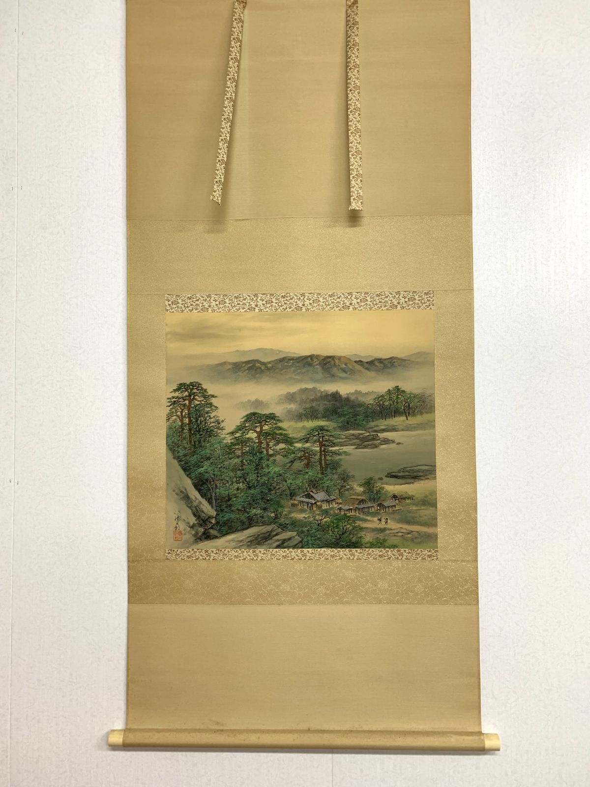 掛軸 横幅 百瀬徳三郎「山村清趣之図」民家 共箱 美術年鑑掲載画家 掛軸 横幅 百瀬徳三郎「山村清趣之図」民家 共箱 美術年鑑掲載画家