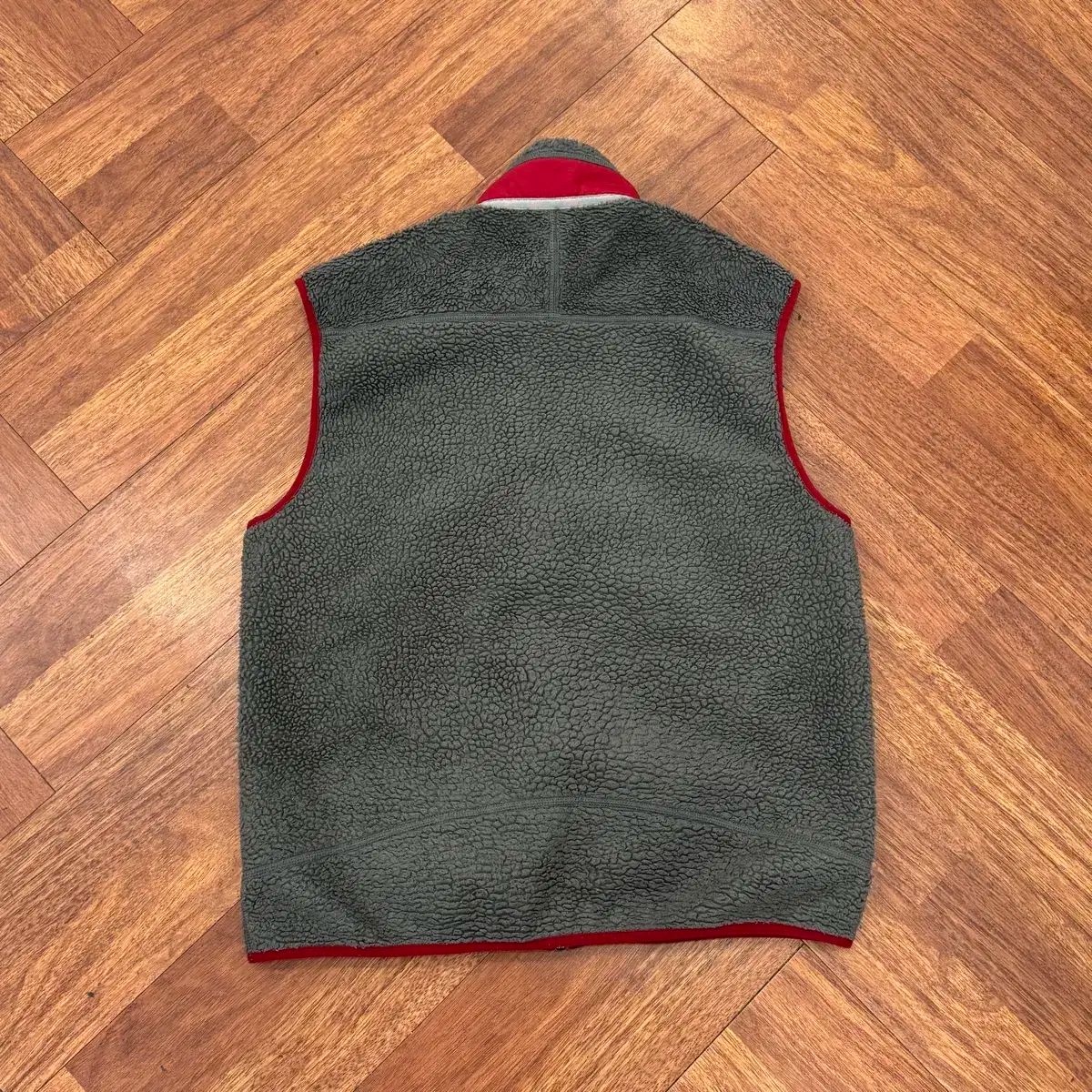 L patagonia フリース レトロ ジップアップ ベスト