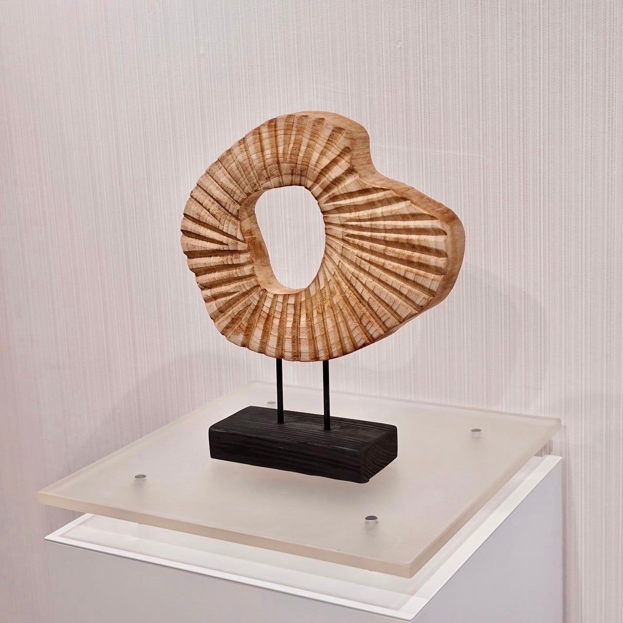 輸入品 オブジェ 木製 置物 インテリア 雑貨 小物 アート 抽象彫刻 モダン 北欧 美術 モデルルーム モニュメント