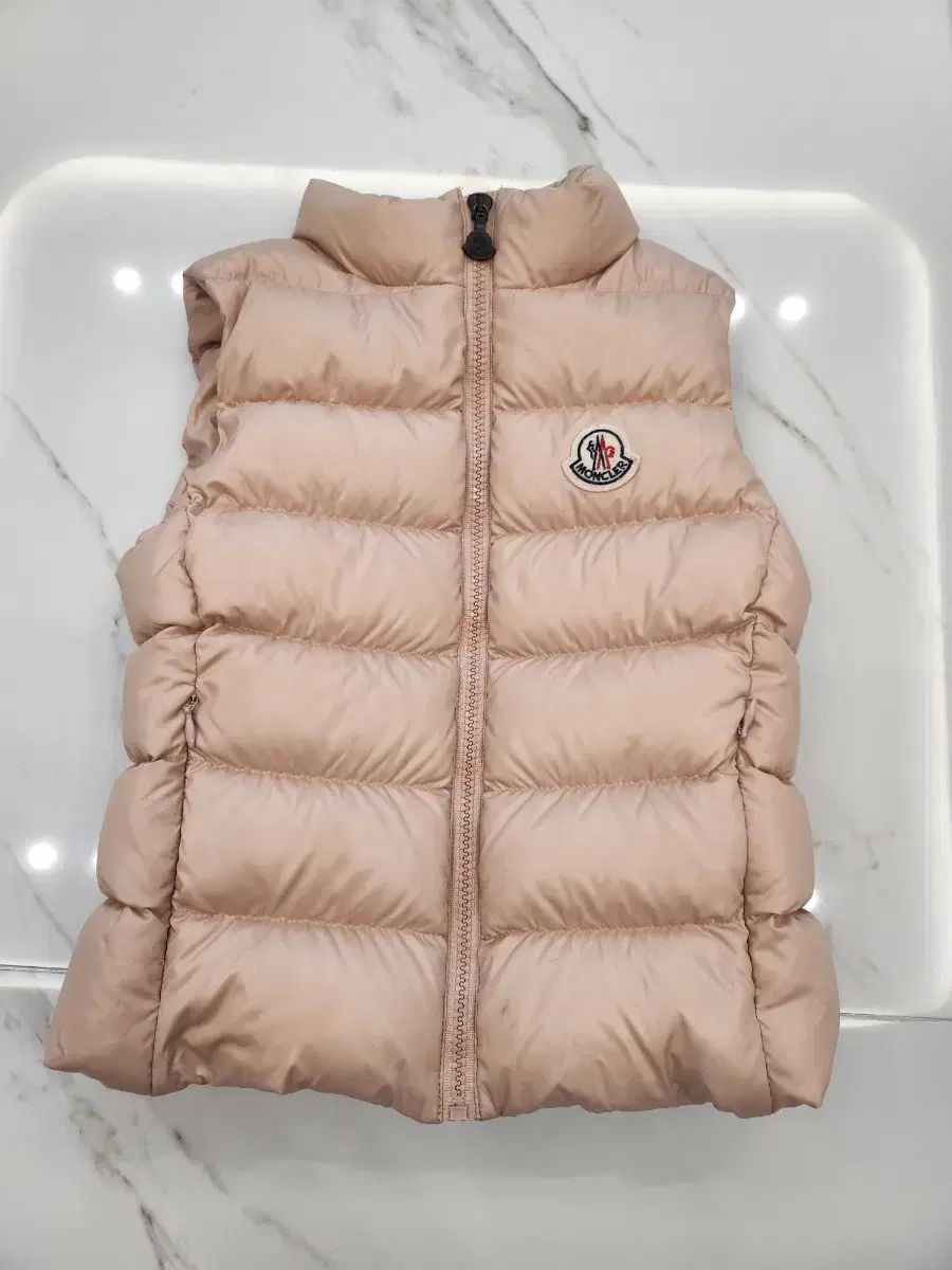 モンクレール キッズ GANNI ダウンベスト 8A WWW_SMP1DAWEKUDUS_SCH_ID