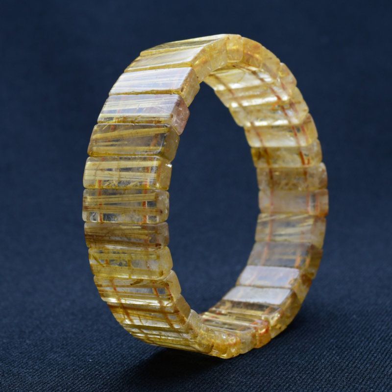 美しく並んだ金針の輝きが神秘的【ルチルクォーツバングル】約18～19mm