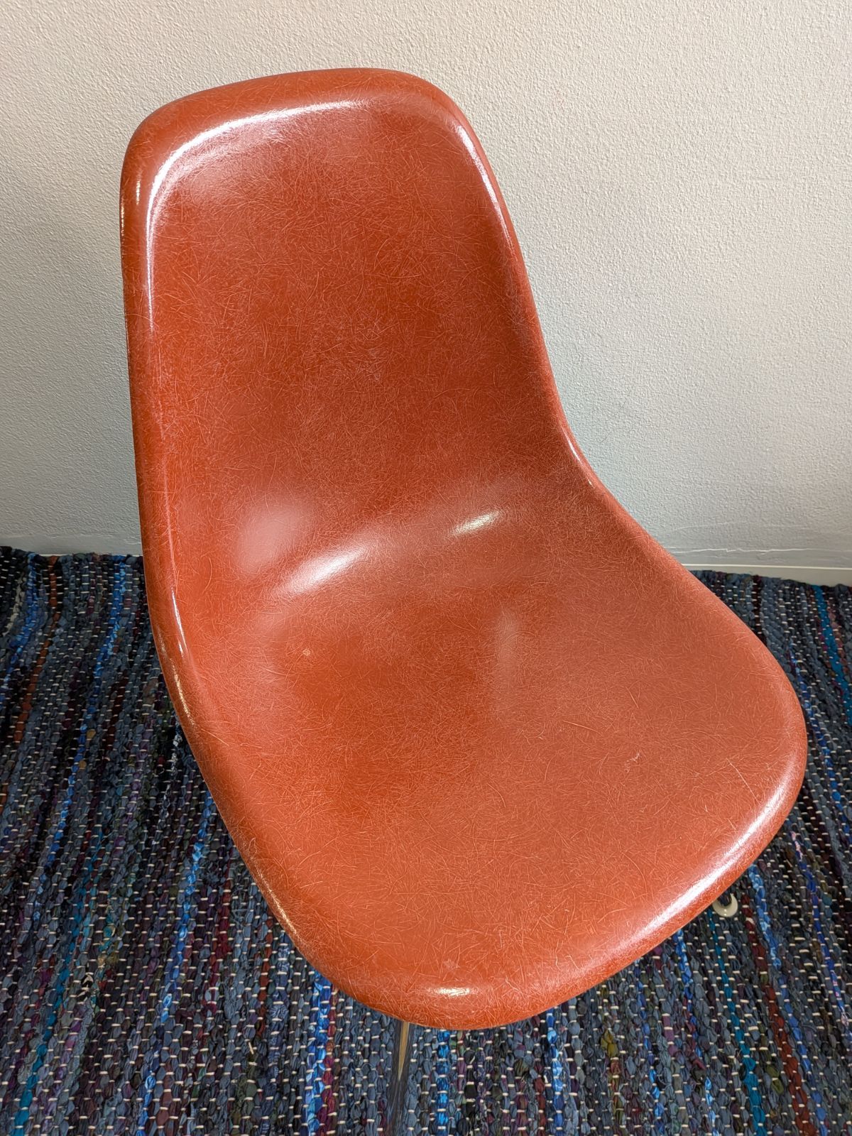 イームズ サイドシェルチェア